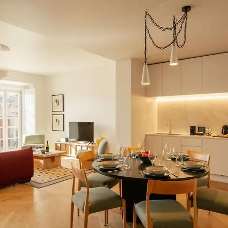 Ando Living - Fanqueiros House شقة